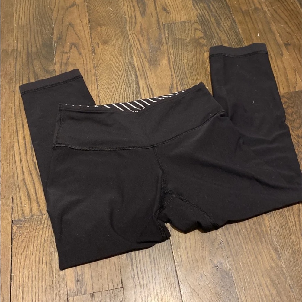 Reversible Lululemon Capris Size 4